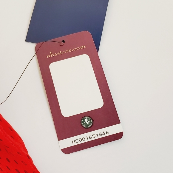 Official NBA Miami Heat Women's Team Mesh Shirt - Picture 8 of 9